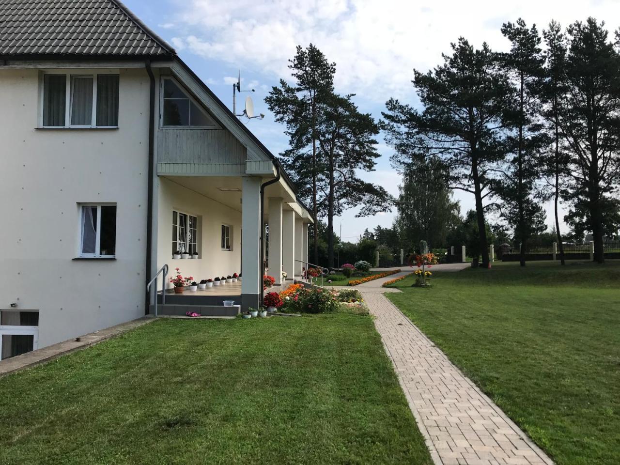 Hotel Priedaine Krāslava Exterior foto